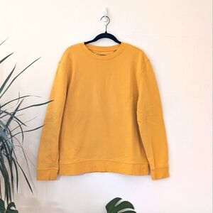 Banana Republic Men's Yellow Crew Neck Sweatshirt